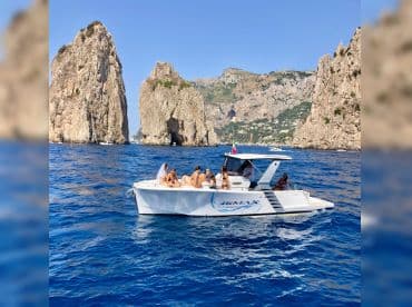Sg Group Boat Charter Naples – Bombastica 28