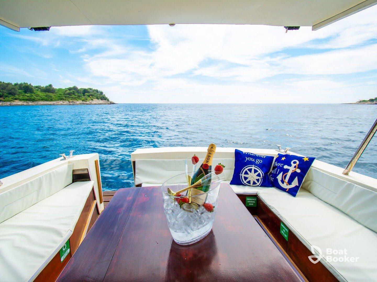 Charter Image
