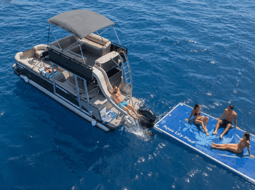 LA TORA – Slide, Splash & Celebrate!