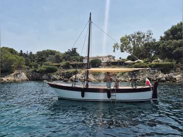 Ava Boats