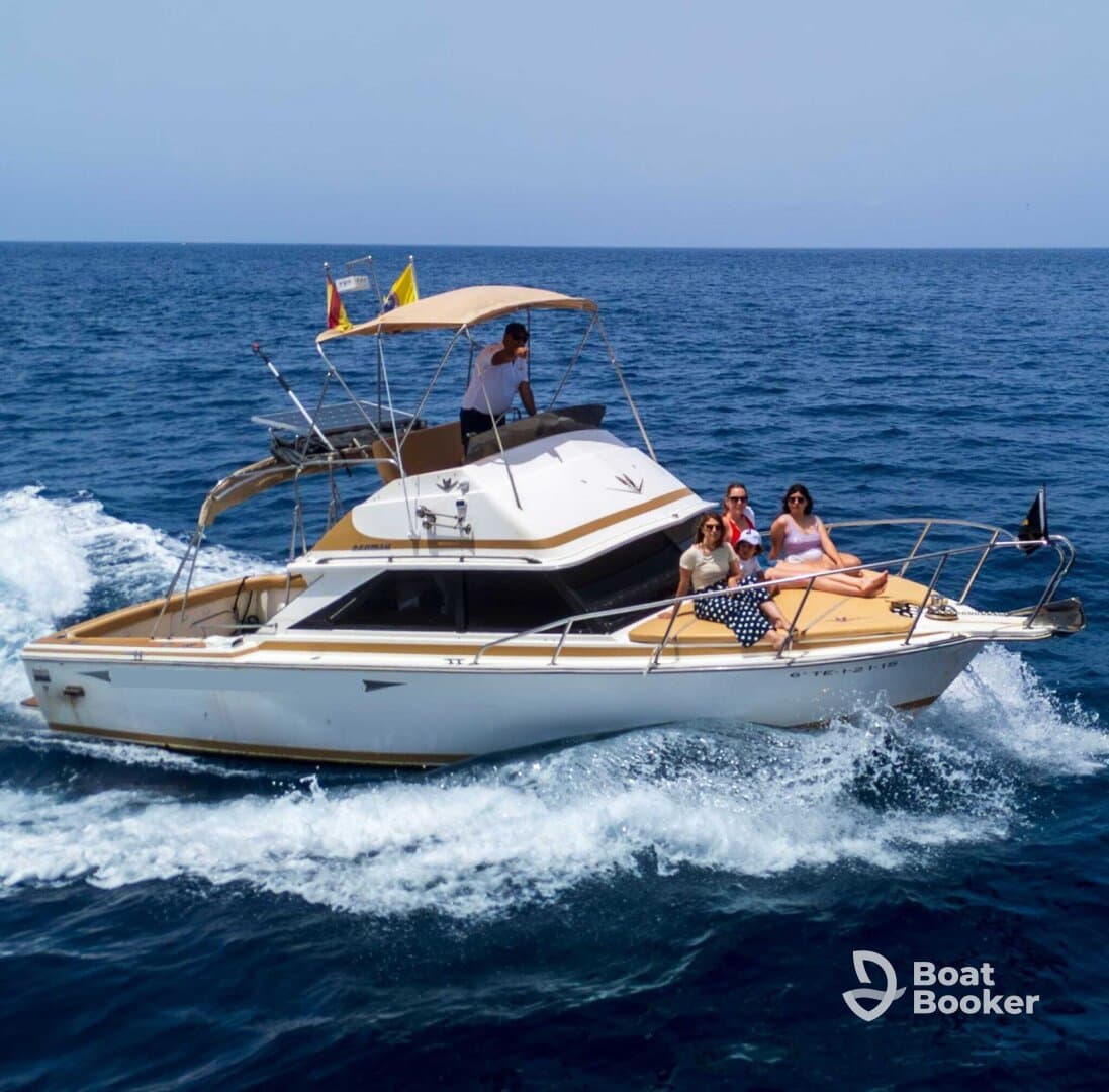 A joyful family enjoys a day on the water aboard a stylish boat, capturing the essence of fun and adventure on the open sea.