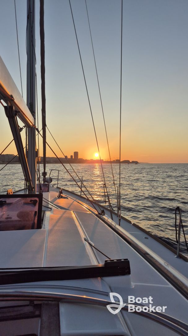 Private yacht trip for 3 people 