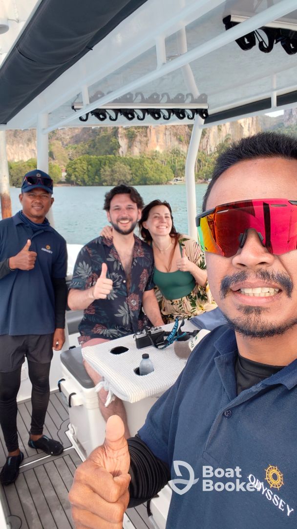 Sharks, eels, pufferfish and bioluminescent plankton!!! Highlight of our honeymoon!