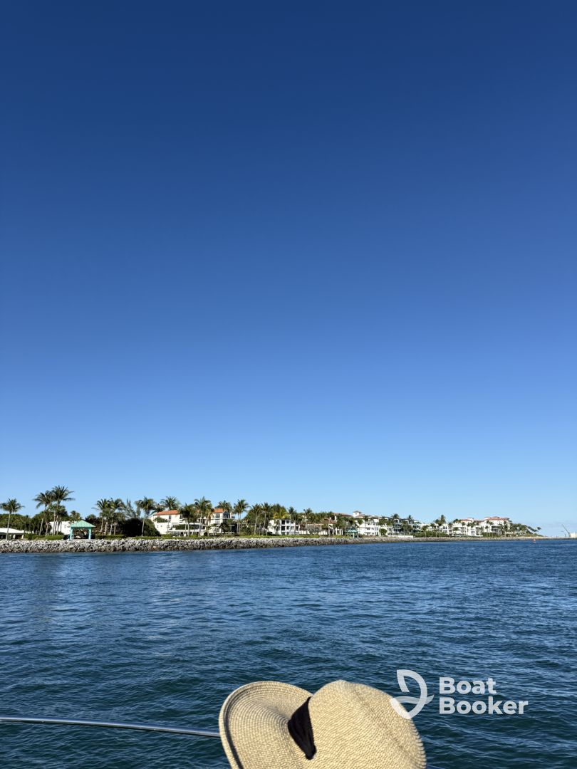 2 hour sunset cruise with captain Andres 