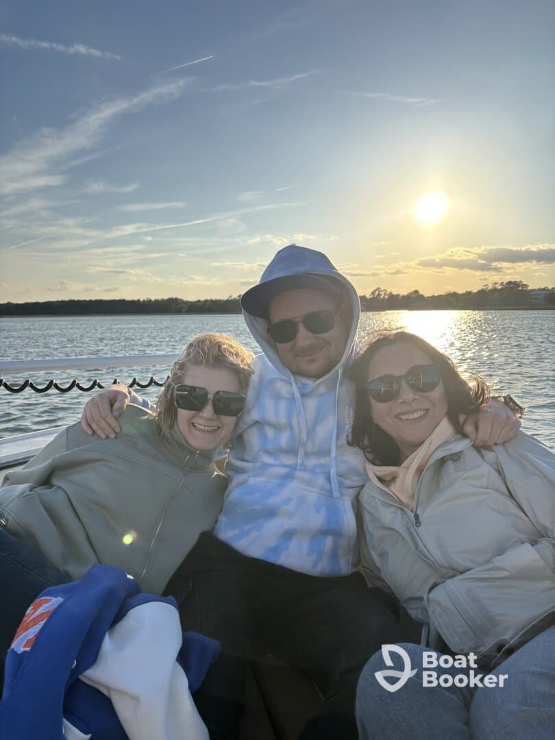 Fantastic Cruis of Murrels Inlet and North Hunting back water at sunset!