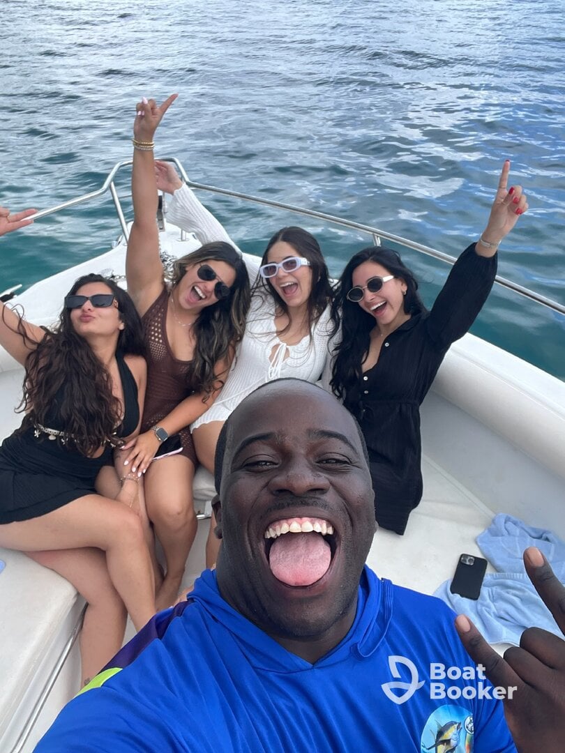 Had the best time ever for our joint bachelor and bachelorette 🏝️