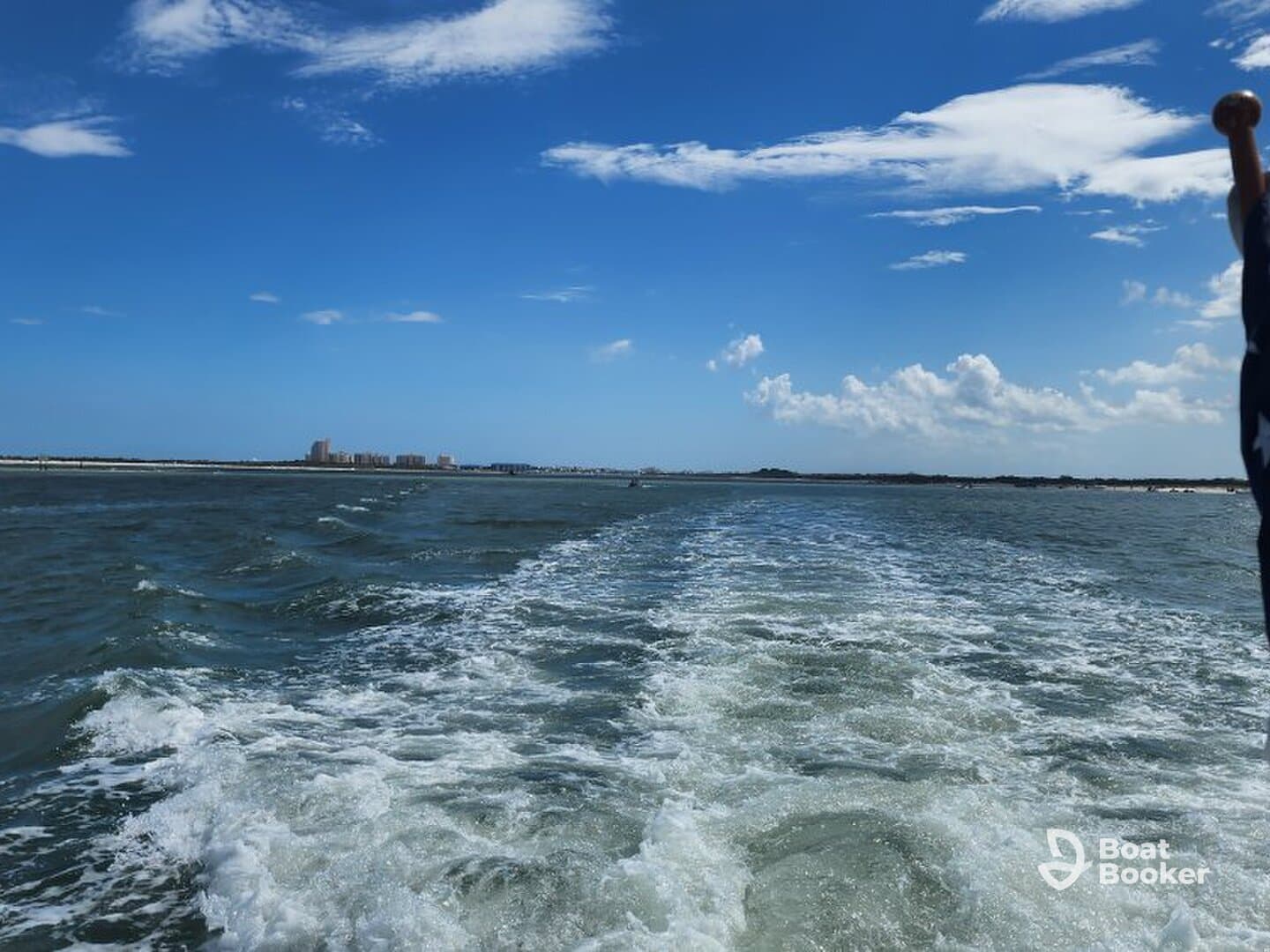 ​⭐⭐⭐⭐⭐ An Absolute Delight on Buzzards Bay! ​If you are looking for an exceptional, first-class experience on the water, look no further than Canal Creative Charters. We recently booked a charter and could not have been more impressed from start to finish