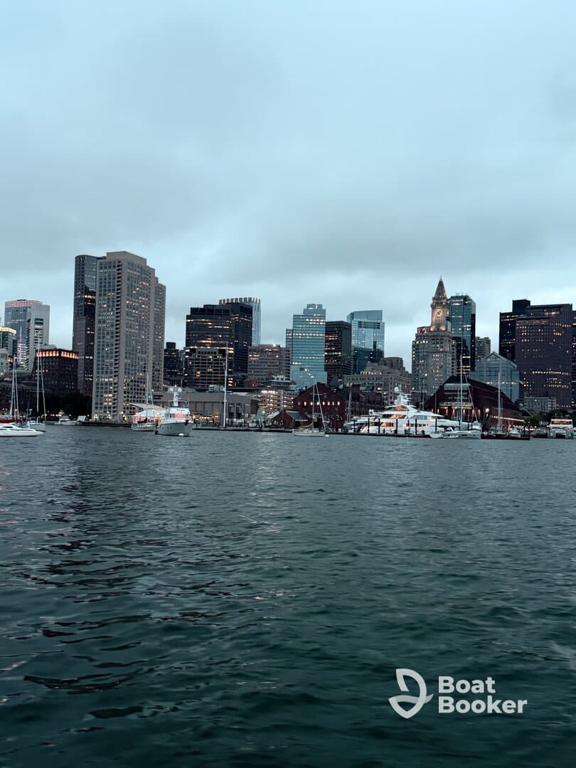 great cruise of the bostor harbor