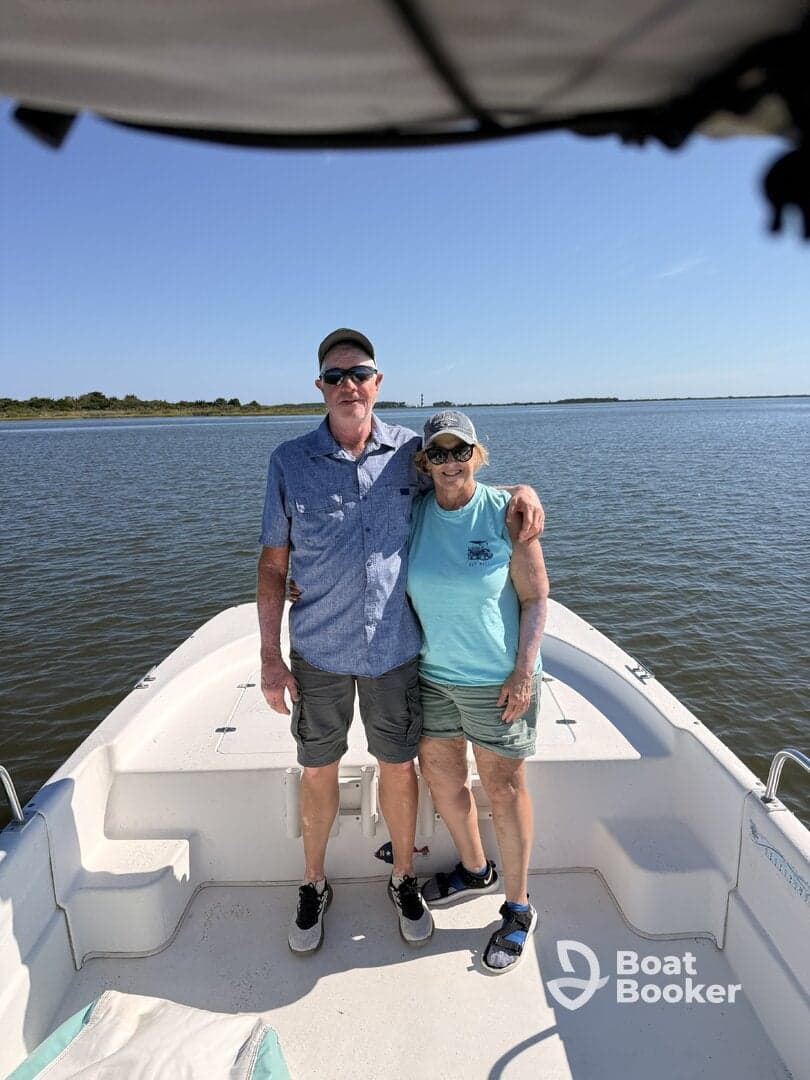 Relaxing tour of the sound. James was a great host