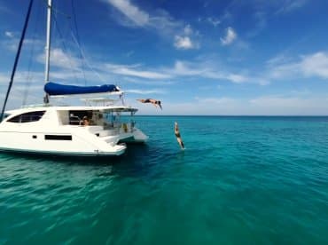 Clicquot Yacht – Private All Inclusive