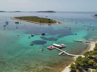 Blue Lagoon and 3 Islands Speedboat Tour
