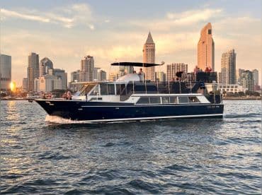 50' motor yacht comfortable for up to 40 guests